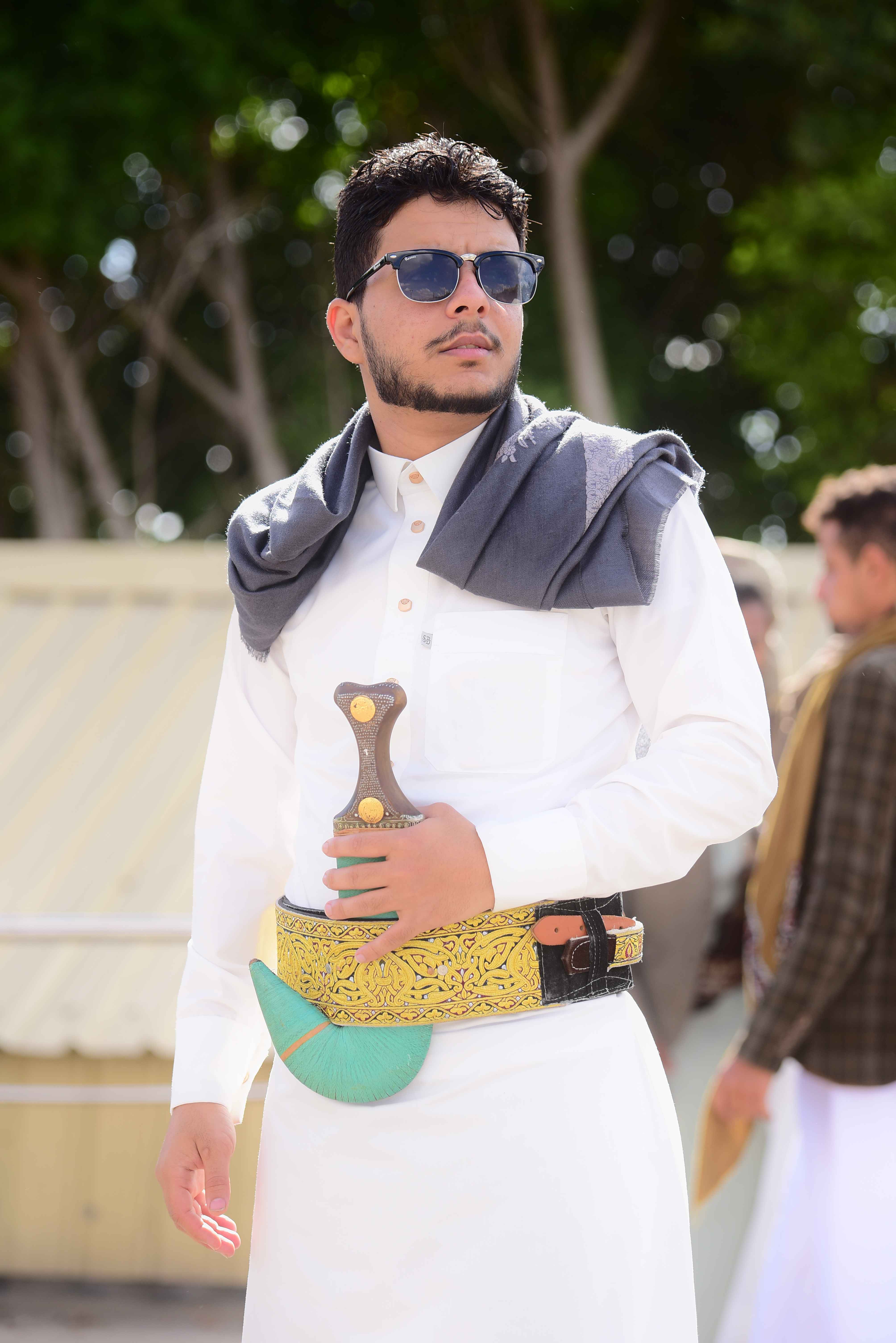 Mohanned Anif - Professional Web and Mobile App Developer with 4 years experience